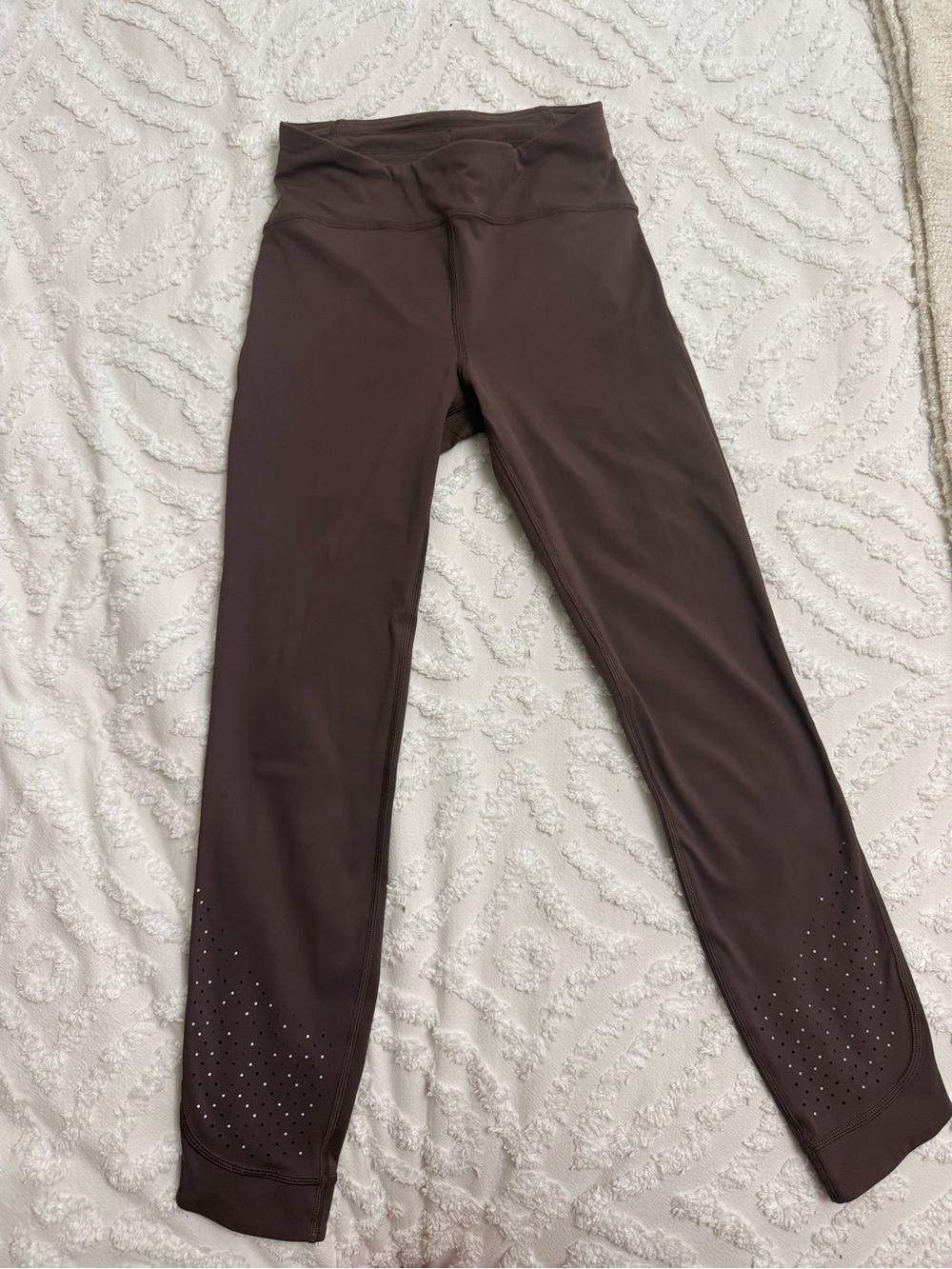 Lululemon Plum color Leggings